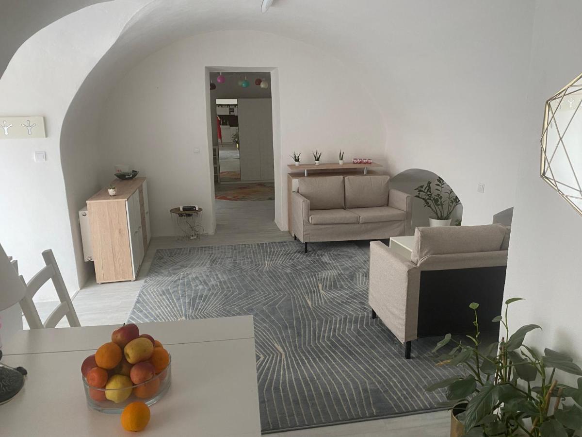 Apartman Fabrik Гайнбурґ-ан-дер-Донау Екстер'єр фото