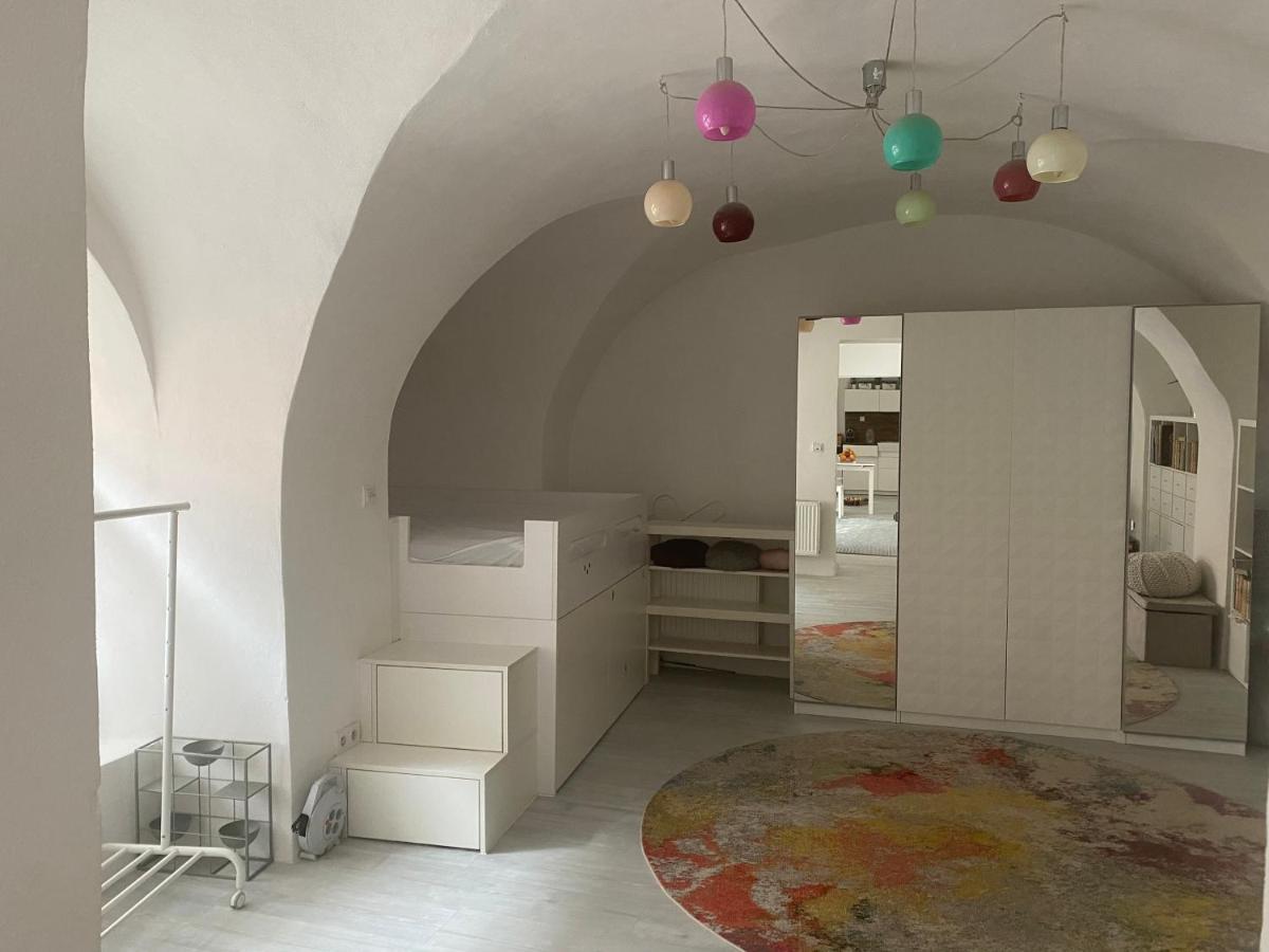 Apartman Fabrik Гайнбурґ-ан-дер-Донау Екстер'єр фото